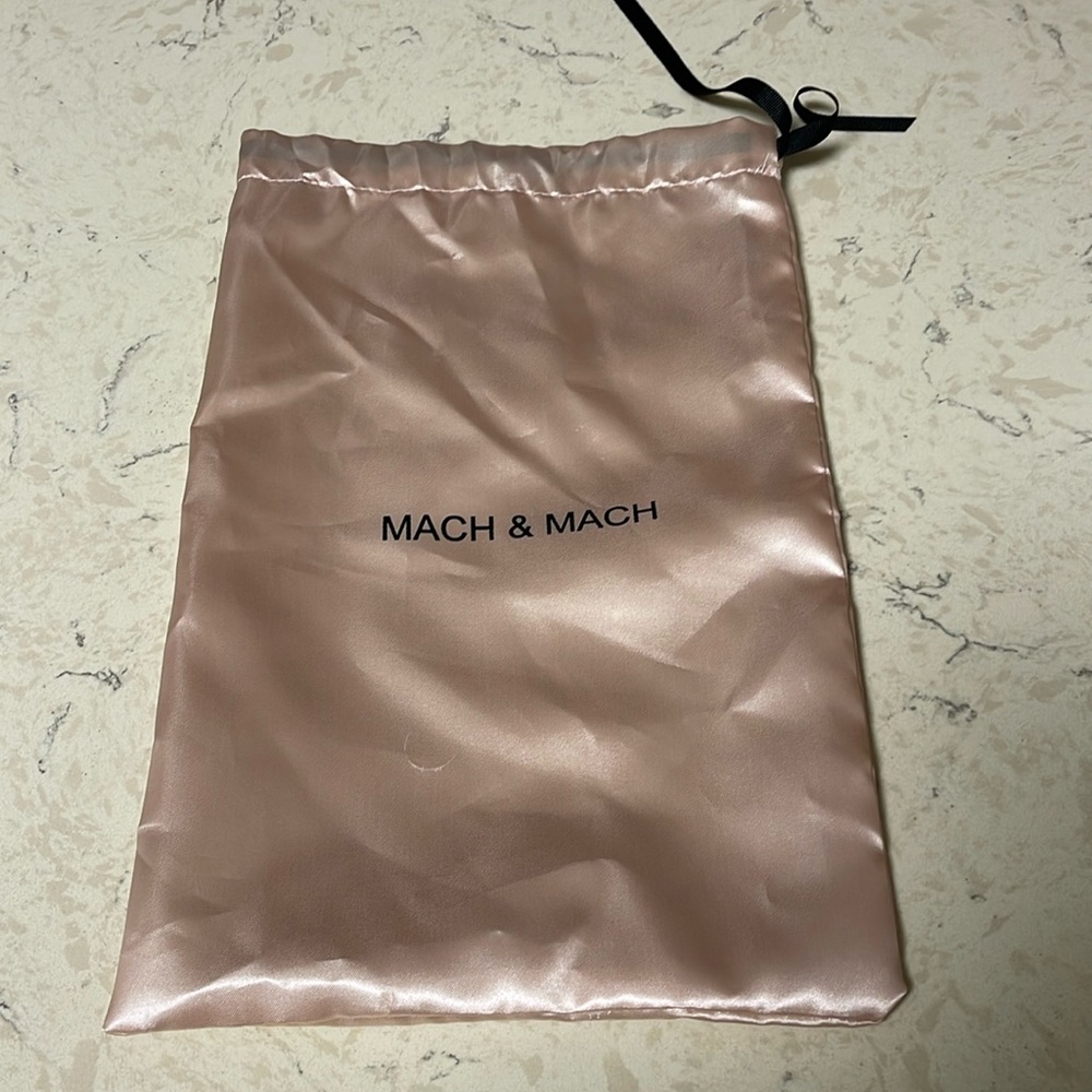 Mach & Mach dust bag 🩷